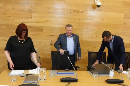 SEJA UPRAVNEGA ODBORA LAS 02 FOTO LJUBO VUKELIČ